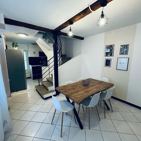 Orb 1 Etage